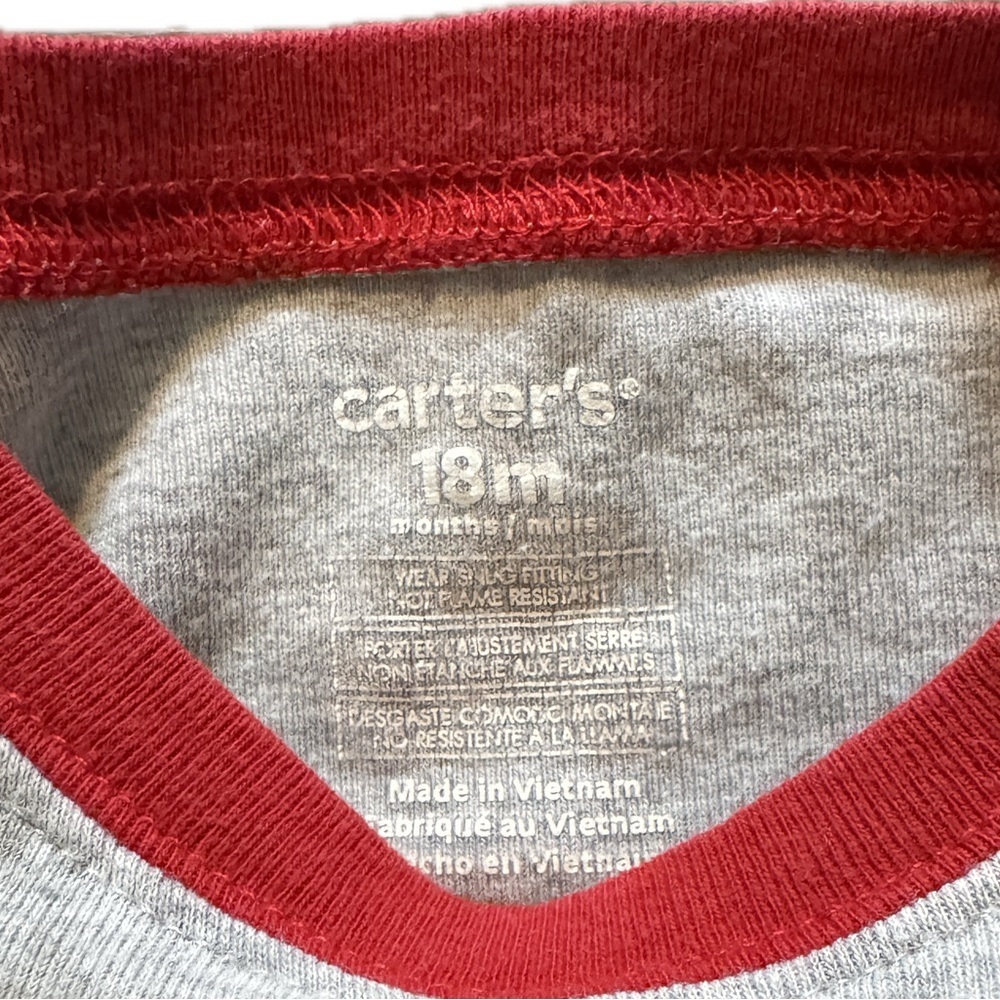 🎅 Carter’s Santa Pajamas | Size 18 Months | 2-Piece Christmas Set - Picture 3 of 5